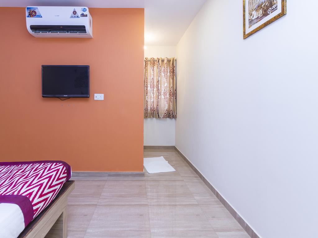Oyo 2183 Hotel Fortune City Kammasandra Экстерьер фото